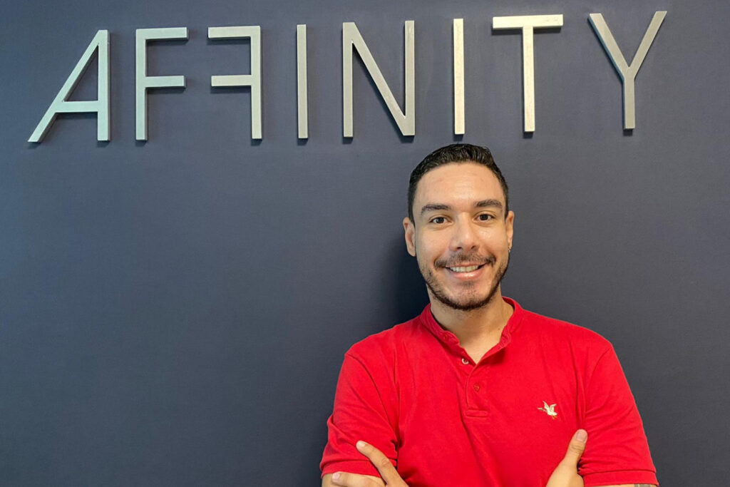 Affinity Perfil Diego Zapata